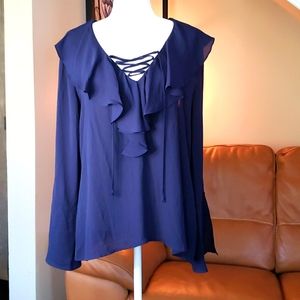 Navy blouse 👚